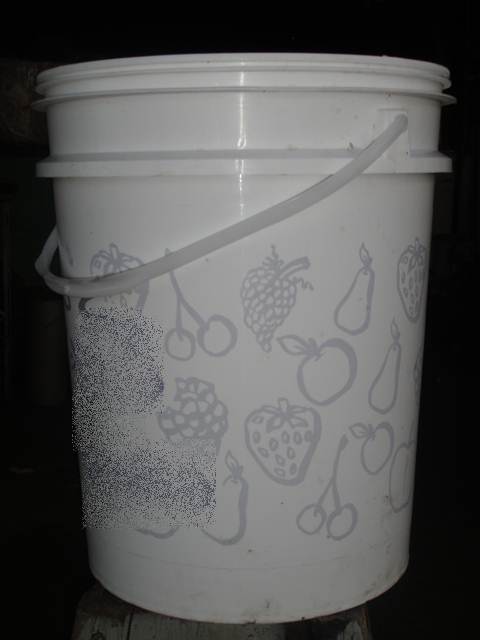 BALDES 20 LITROS SEMI-NOVOS